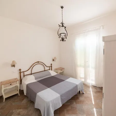 Il Cisto Marciana (Isola d'Elba)